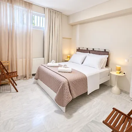 Апартамент Euphoria Estate